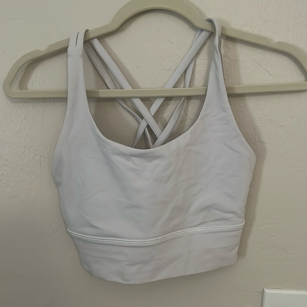 Lululemon sports bra size 6